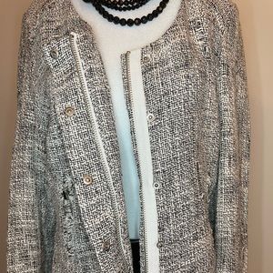 NWOT White, black and chocolate tweed jacket with fringed trim and detail. Sz M